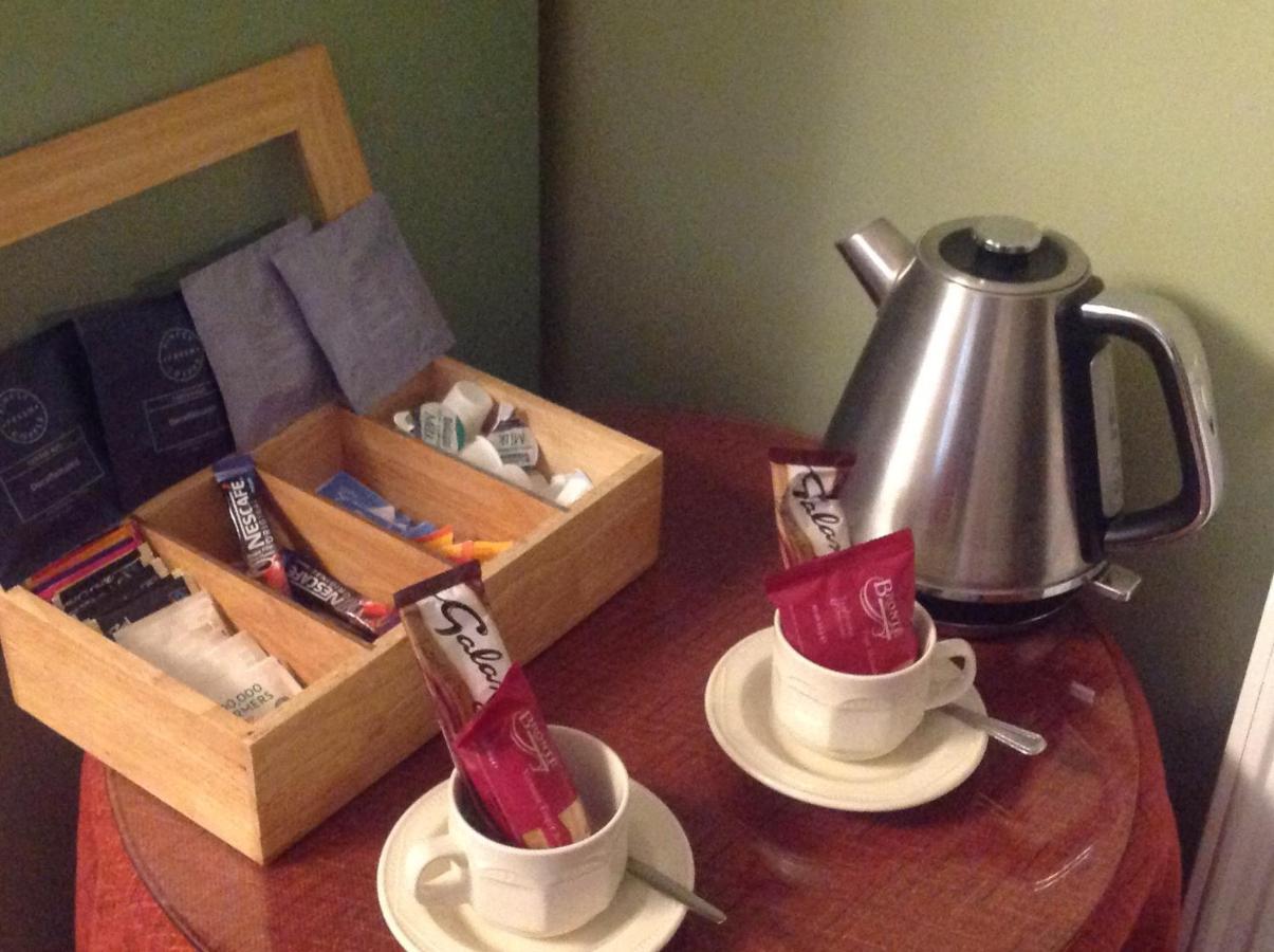 Felbrigg Lodge Bed And Breakfast Aylmerton Ngoại thất bức ảnh